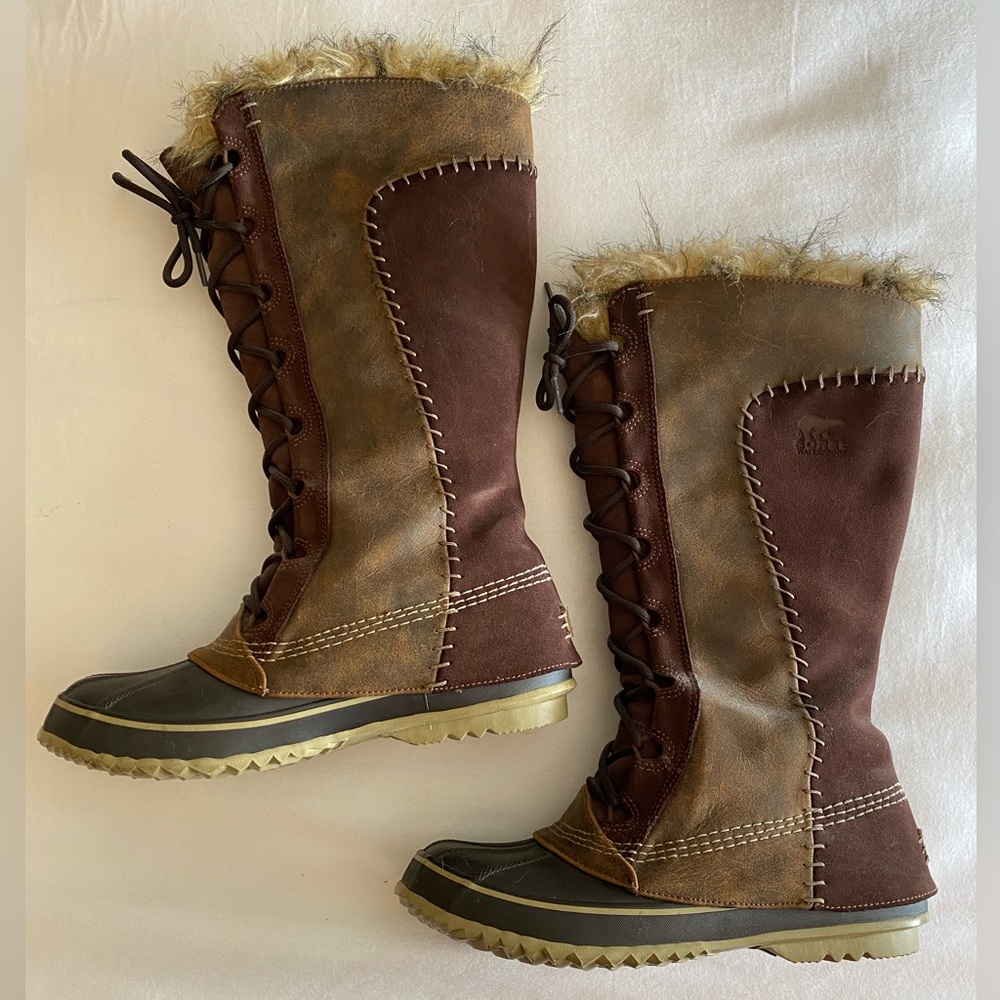 Women’s Sorel Joan of Arctic Boots, Size 10